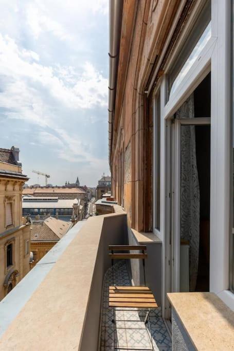Elegant And Modern In The City Centre Budapest Ngoại thất bức ảnh